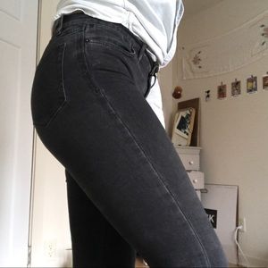 Madewell skinny skinny black jeans knee rip 28